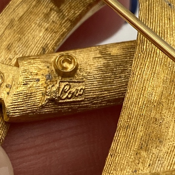 💛HP💛 Coro Pegasus Modernist Gold Tone Heart Brooch Brushed Textured Vintage - Picture 7 of 7